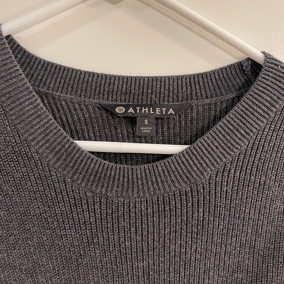 ATHLETA Asymmetrical Hem Crewneck Pullover Sweater. - Picture 4 of 7